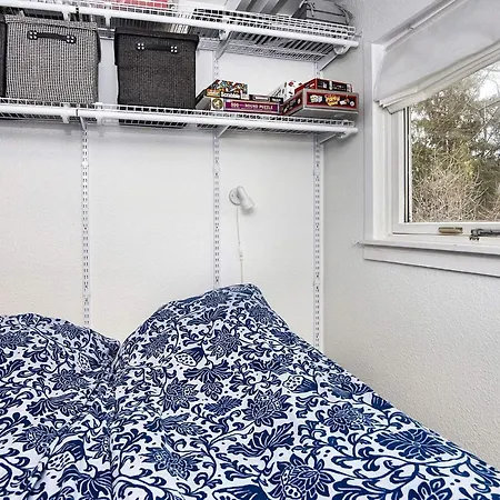 Bright With Hot Tub - By Traum