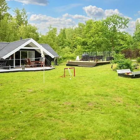 Bright With Hot Tub - By Traum Ferienhaus *